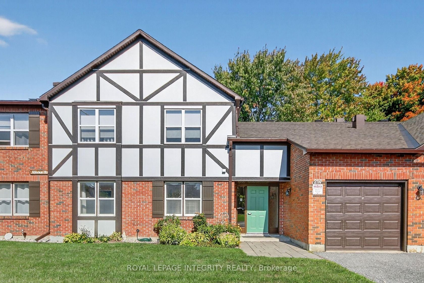 A - 214 Equestrian Drive, Bridlewood, Kanata 2
