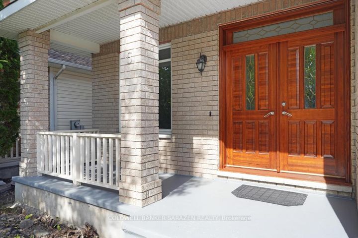 Photo 2 at 5 Escade Drive, Nepean (Barrhaven East), Ottawa