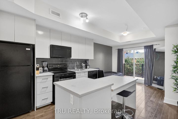 Photo 5 at 207 - 2785 Baseline Road S, Nepean (Redwood Park), Ottawa