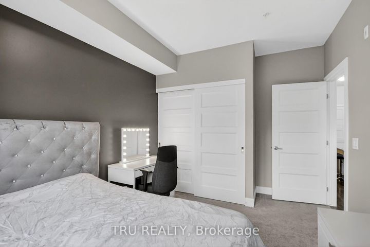 Photo 15 at 207 - 2785 Baseline Road S, Nepean (Redwood Park), Ottawa