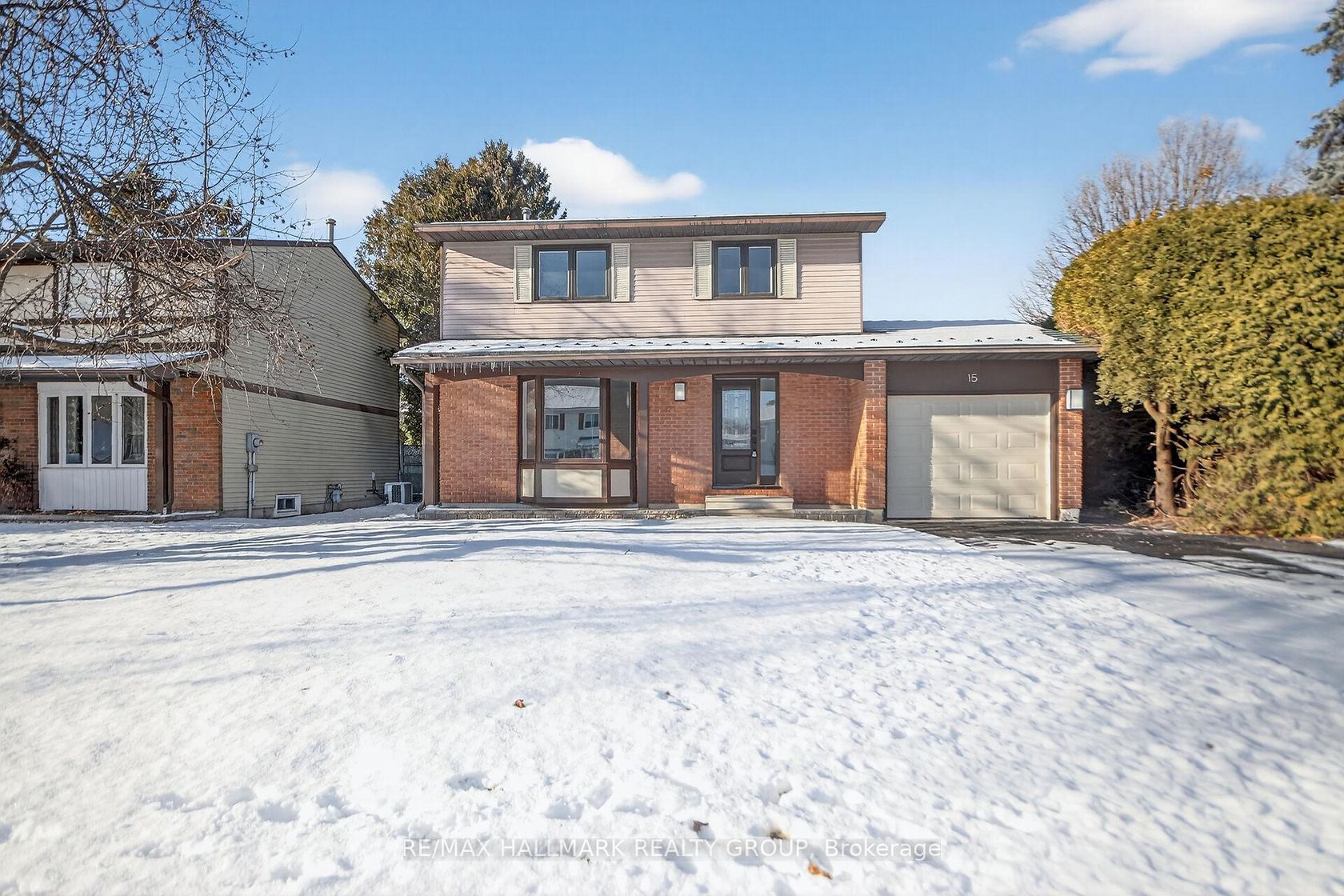 15 Scharf Lane, Glencairn/Hazeldean, Kanata 2