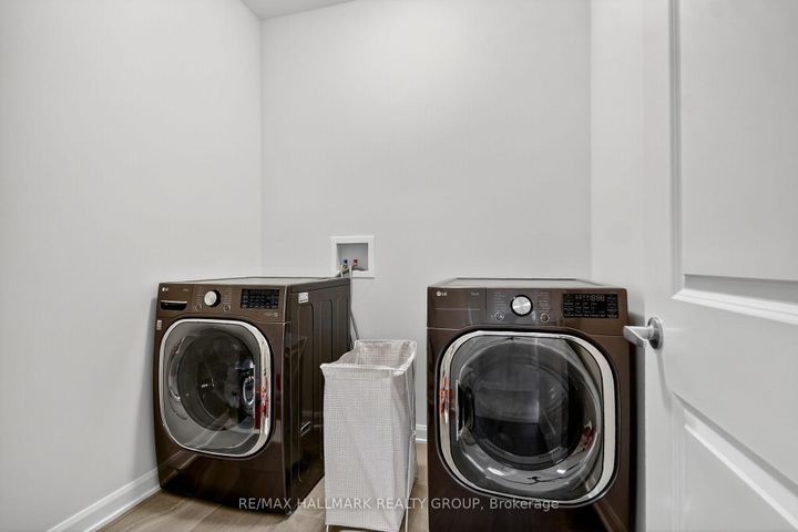 Photo 33 at 720 Cappamore Drive, Nepean (Half Moon Bay), Ottawa