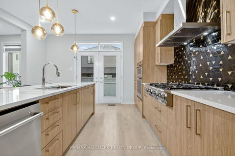 Photo 16 at 720 Cappamore Drive, Nepean (Half Moon Bay), Ottawa