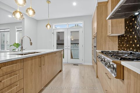 Photo 17 at 720 Cappamore Drive, Nepean (Half Moon Bay), Ottawa