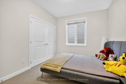 Photo 21 at 720 Cappamore Drive, Nepean (Half Moon Bay), Ottawa