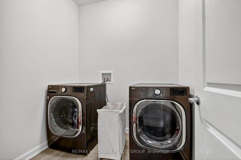 Photo 33 at 720 Cappamore Drive, Nepean (Half Moon Bay), Ottawa