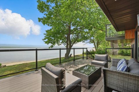Photo 3 at 584 Bayview Drive, Constance Bay