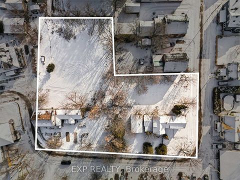 Photo 14 at 135 & 139 CHARLES Street, Carleton Place