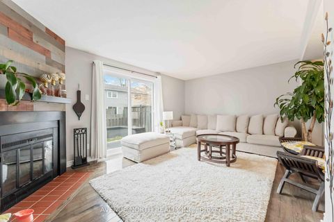 Photo 5 at B - 1741 Lamoureux Drive, Queenswood Heights South, Orleans