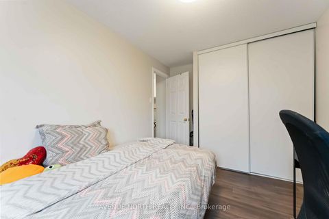 Photo 17 at B - 1741 Lamoureux Drive, Queenswood Heights South, Orleans