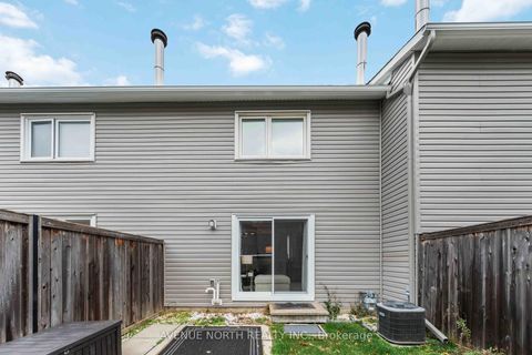 Photo 26 at B - 1741 Lamoureux Drive, Queenswood Heights South, Orleans