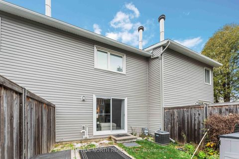 Photo 29 at B - 1741 Lamoureux Drive, Queenswood Heights South, Orleans