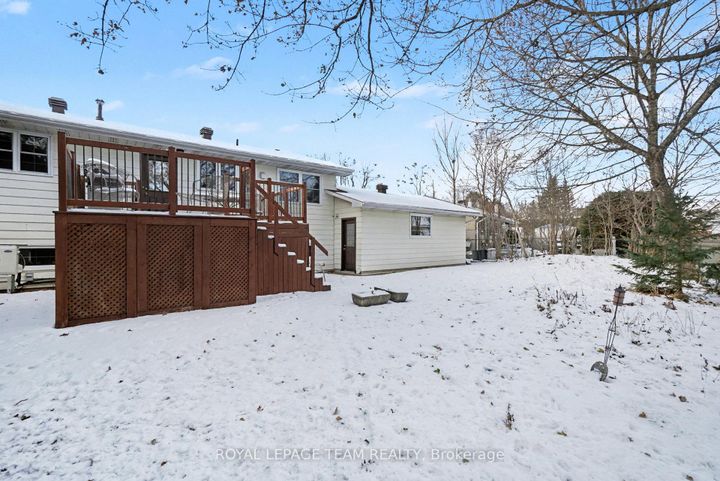 Photo 27 at 30 Juniper Court, Nepean (Borden Farm/Stewart Farm/Carleton Heights/Parkwood Hills), Ottawa