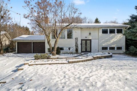 Photo 1 at 30 Juniper Court, Nepean (Borden Farm/Stewart Farm/Carleton Heights/Parkwood Hills), Ottawa