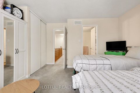 Photo 15 at 576 Lakeridge Drive, Avalon East, Orleans