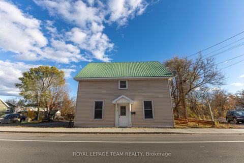 Photo 0 at 31 Daniel Street N, Arnprior