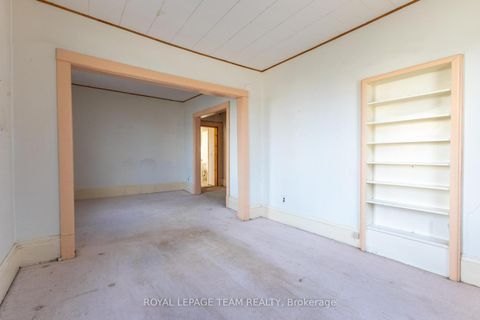 Photo 5 at 31 Daniel Street N, Arnprior