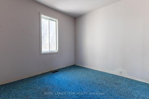 Photo 8 at 31 Daniel Street N, Arnprior