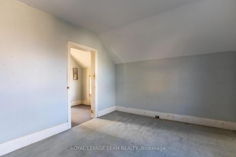 Photo 13 at 31 Daniel Street N, Arnprior