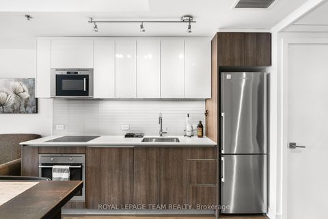 Photo 5 at 2103 - 199 Slater Street, Ottawa Centre