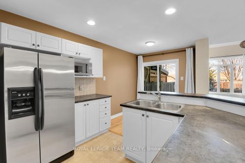 Photo 12 at 541 Salzburg Drive, Notting Hill/Summerside, Orleans