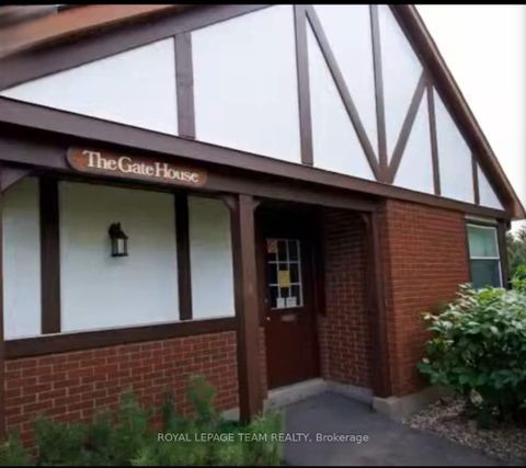 Photo 11 at C - 7 Harness Lane, Bridlewood, Kanata