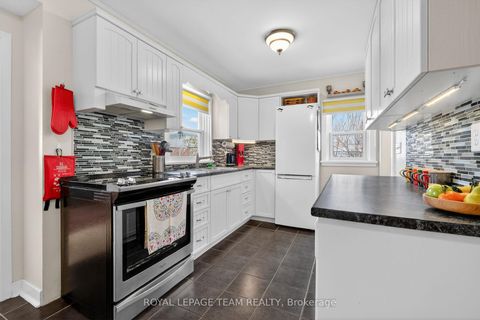 Photo 11 at 97 Woodward Street, Carleton Place