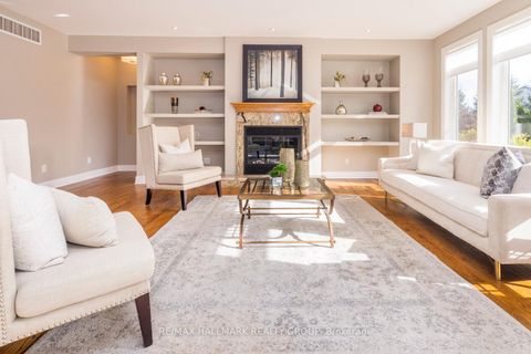 Photo 6 at 206 CEDARSTONE Street, Richmond, Stittsville