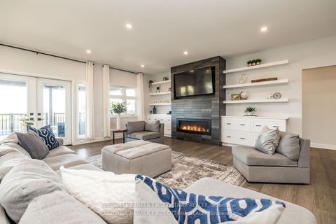 Photo 2 at 5758 Fernbank Road, Remainder of Stittsville & Area, Stittsville