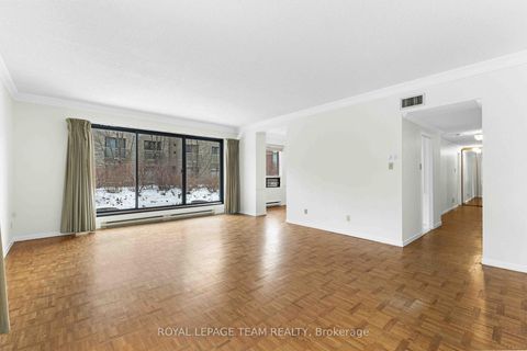 Photo 8 at 101 - 20 The Driveway Drive, Ottawa Centre/Golden Triangle, Ottawa Centre