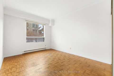 Photo 23 at 101 - 20 The Driveway Drive, Ottawa Centre/Golden Triangle, Ottawa Centre