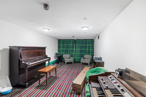 Photo 36 at 101 - 20 The Driveway Drive, Ottawa Centre/Golden Triangle, Ottawa Centre