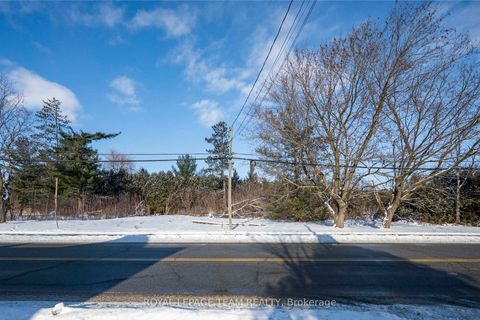 Photo 4 at 1256 COLONIAL Road, Navan, Orleans