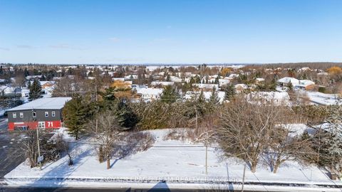 Photo 6 at 1256 COLONIAL Road, Navan, Orleans
