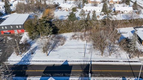 Photo 7 at 1256 COLONIAL Road, Navan, Orleans