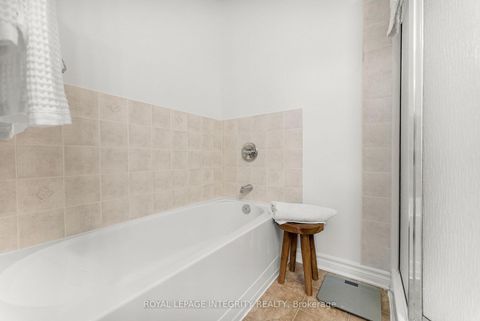 Photo 14 at I - 1109 STITTSVILLE MAIN Street, Stittsville (North), Stittsville