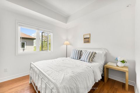 Photo 16 at I - 1109 STITTSVILLE MAIN Street, Stittsville (North), Stittsville