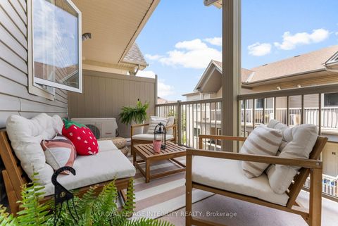 Photo 17 at I - 1109 STITTSVILLE MAIN Street, Stittsville (North), Stittsville