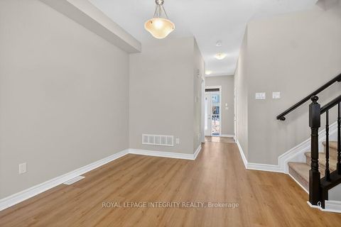 Photo 8 at 168 Bandelier Way W, Stittsville (North), Stittsville