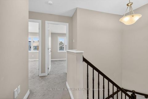 Photo 10 at 168 Bandelier Way W, Stittsville (North), Stittsville