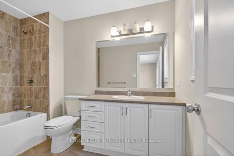 Photo 11 at 168 Bandelier Way W, Stittsville (North), Stittsville