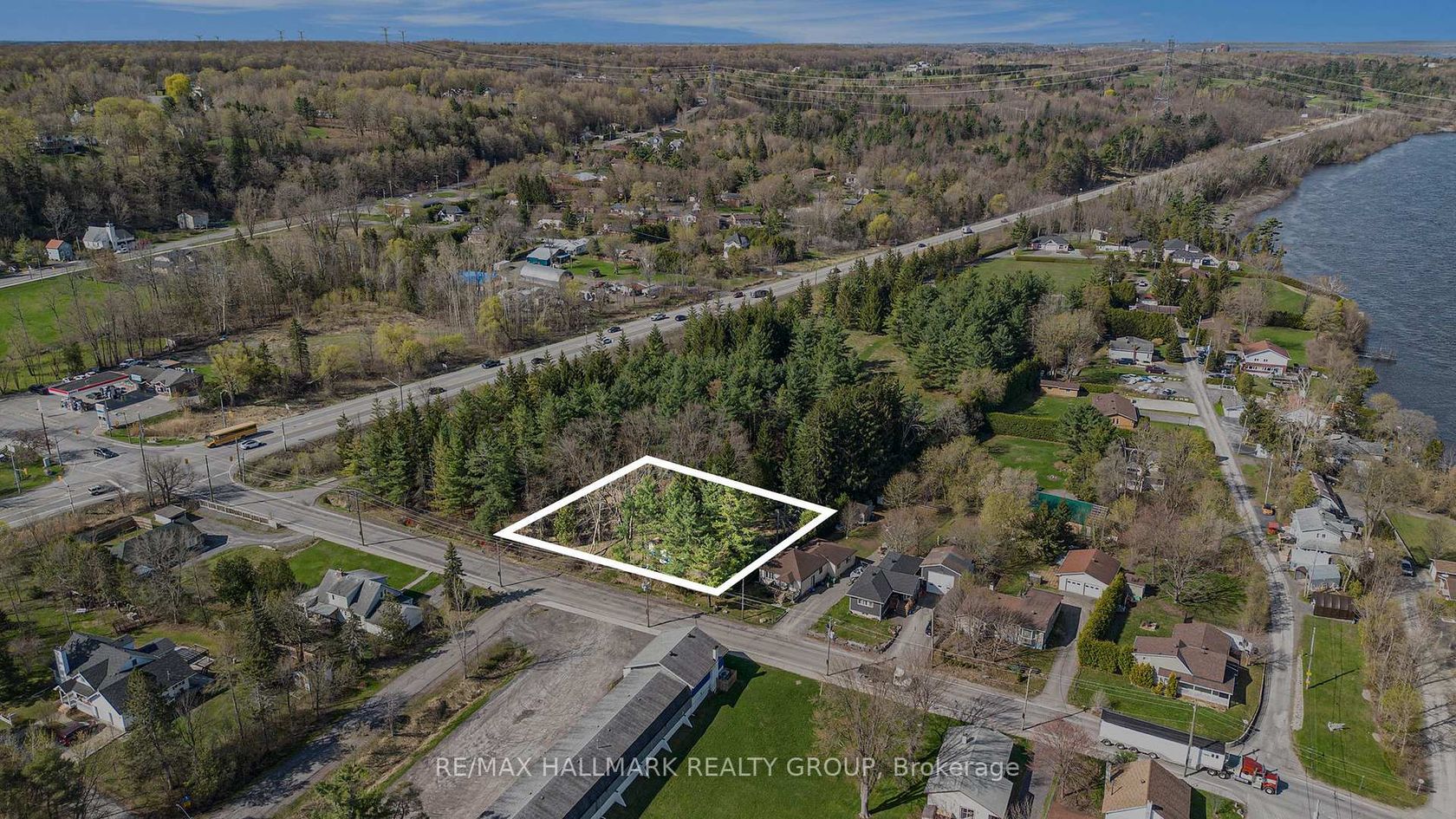 942 Cameron Street, Cumberland Village, Orleans 2