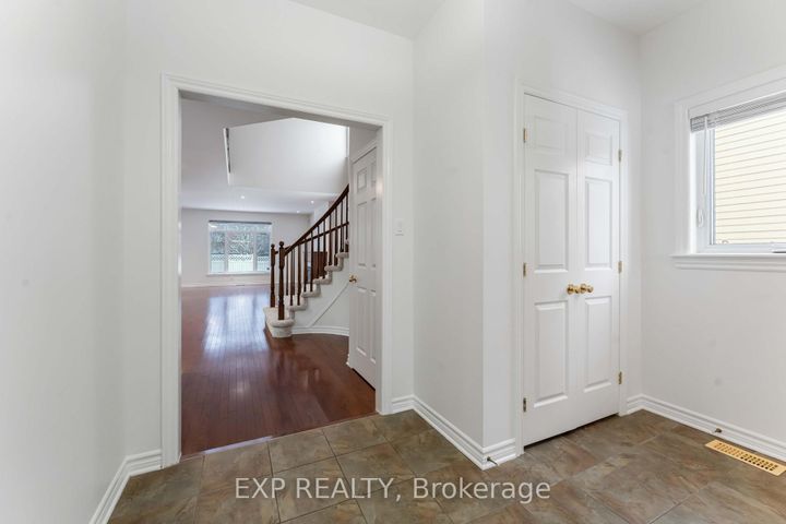 Photo 4 at 119 Anfield Crescent, Nepean (Barrhaven East), Ottawa