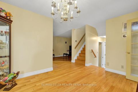 Photo 6 at 6096 Meadowhill Crescent, Chapel Hill, Orleans