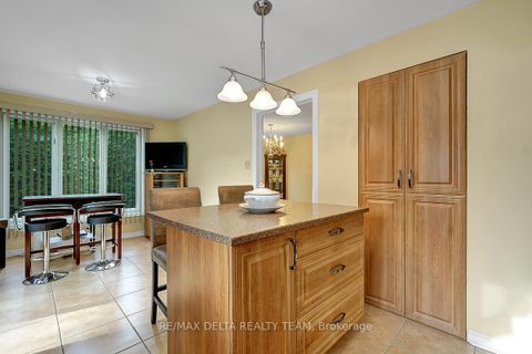 Photo 13 at 6096 Meadowhill Crescent, Chapel Hill, Orleans