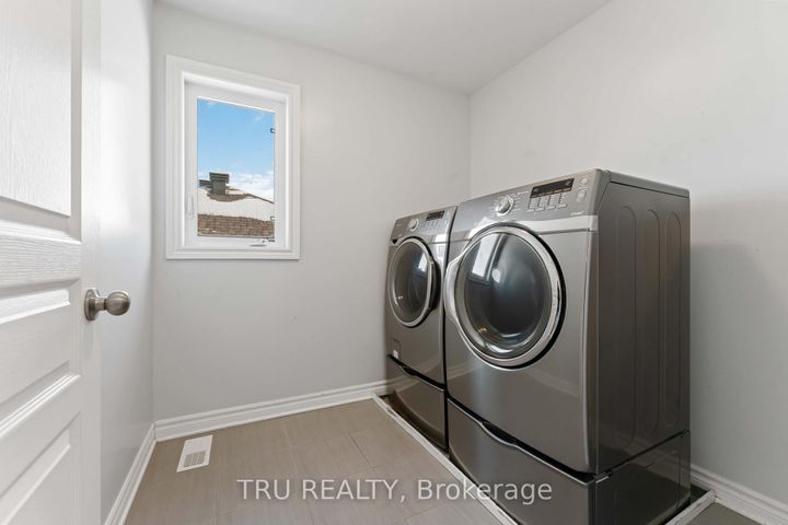 Photo 35 at 161 Claridge Drive, Nepean (Longfields), Ottawa