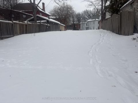 Photo 0 at 126 Elgin Street W, Arnprior