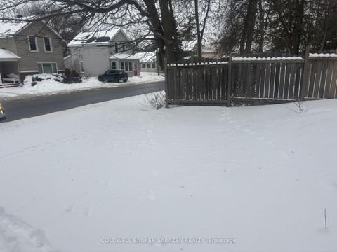 Photo 3 at 126 Elgin Street W, Arnprior