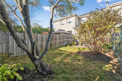 Photo 25 at 1431 Lynx Crescent, Fallingbrook/Pineridge, Orleans