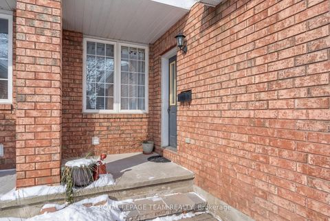 Photo 28 at 1431 Lynx Crescent, Fallingbrook/Pineridge, Orleans